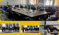 نشست صمیمی منصورجلیلوند سرپرست اداره کل آموزش فنی و حرفه‌ای استان قزوین با کارکنان و مربیان مرکز شهید رجایی بویین زهرا برگزار شد.